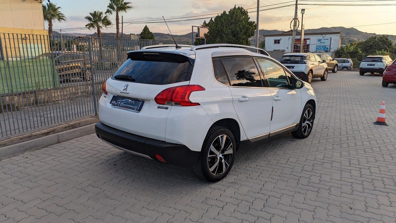 Peugeot 2008 BlueHDi 120 S&S Féline 2015