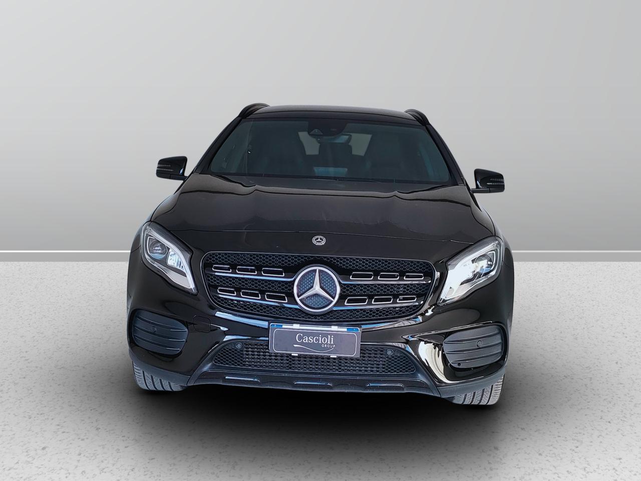 Mercedes-Benz GLA-X156 2017 - GLA 200 d Premium 4matic auto
