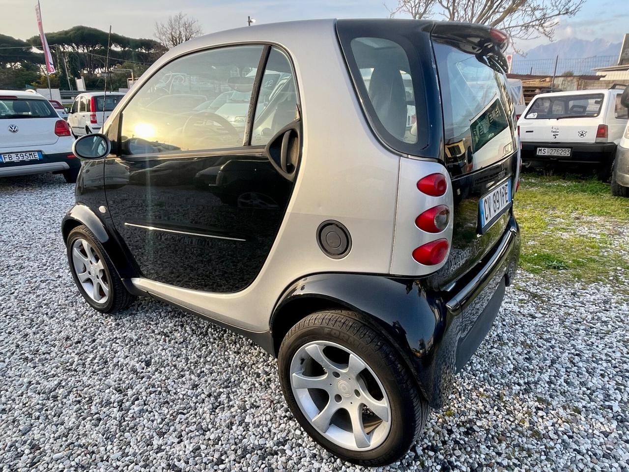 Smart ForTwo 700 coupé pure (45 kW)