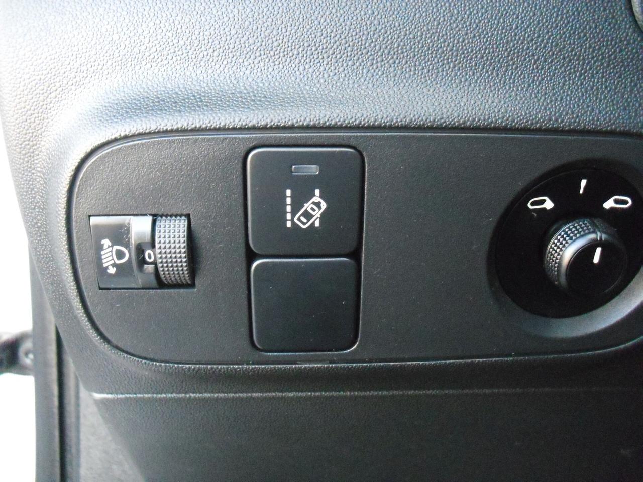 Citroen C3 PureTech 82 Shine, PERFETTA, CINGHIA APPENA FATTA!!