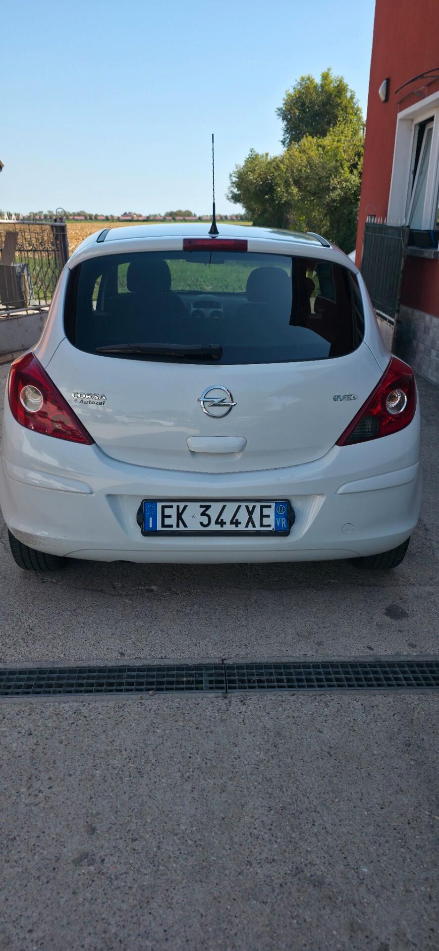 Opel Corsa 1.2 85CV 3 porte GPL-TECH Elective