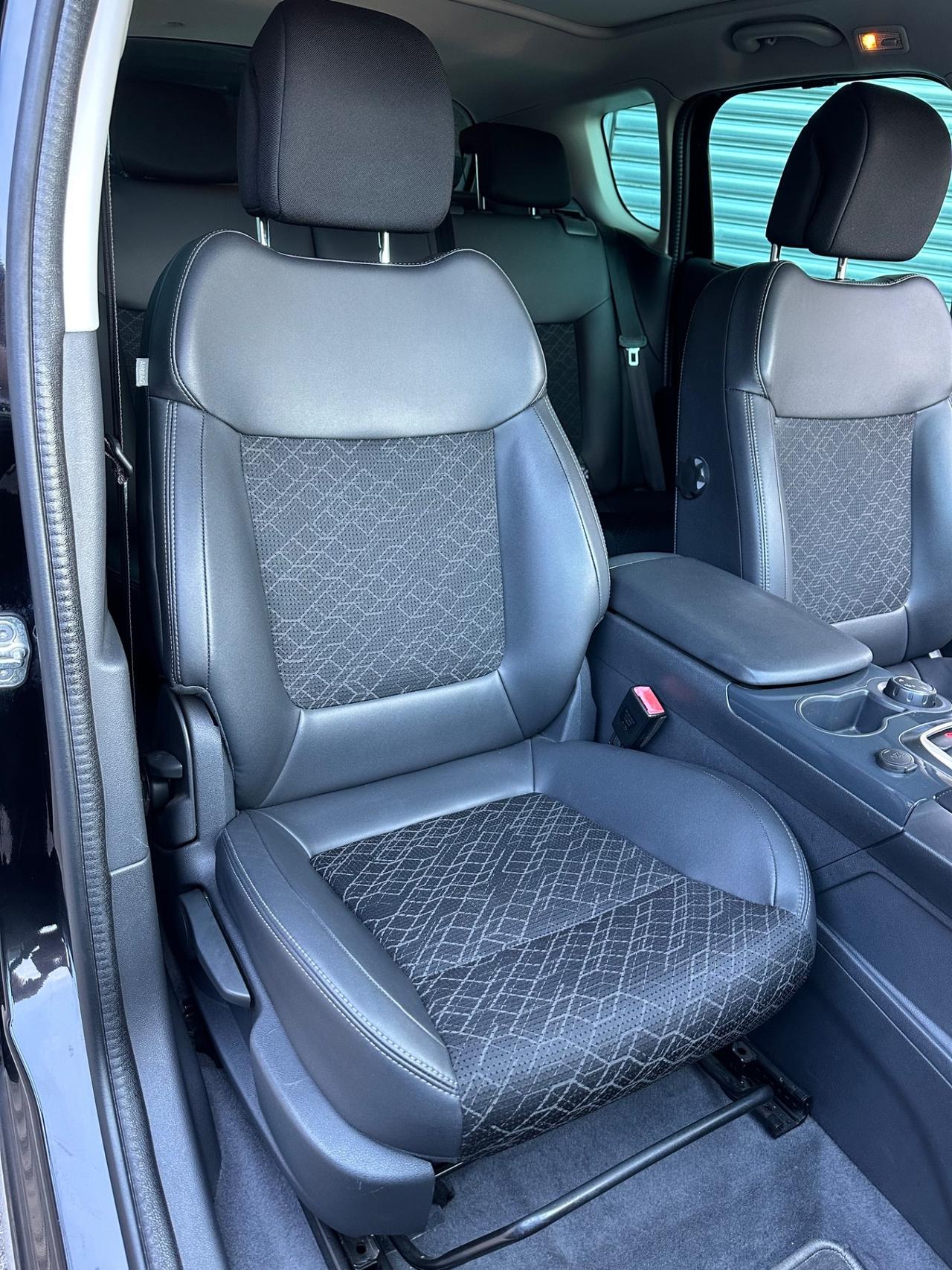 Peugeot 3008 1.6 BlueHDi 120cv EAT6 S&S Allure
