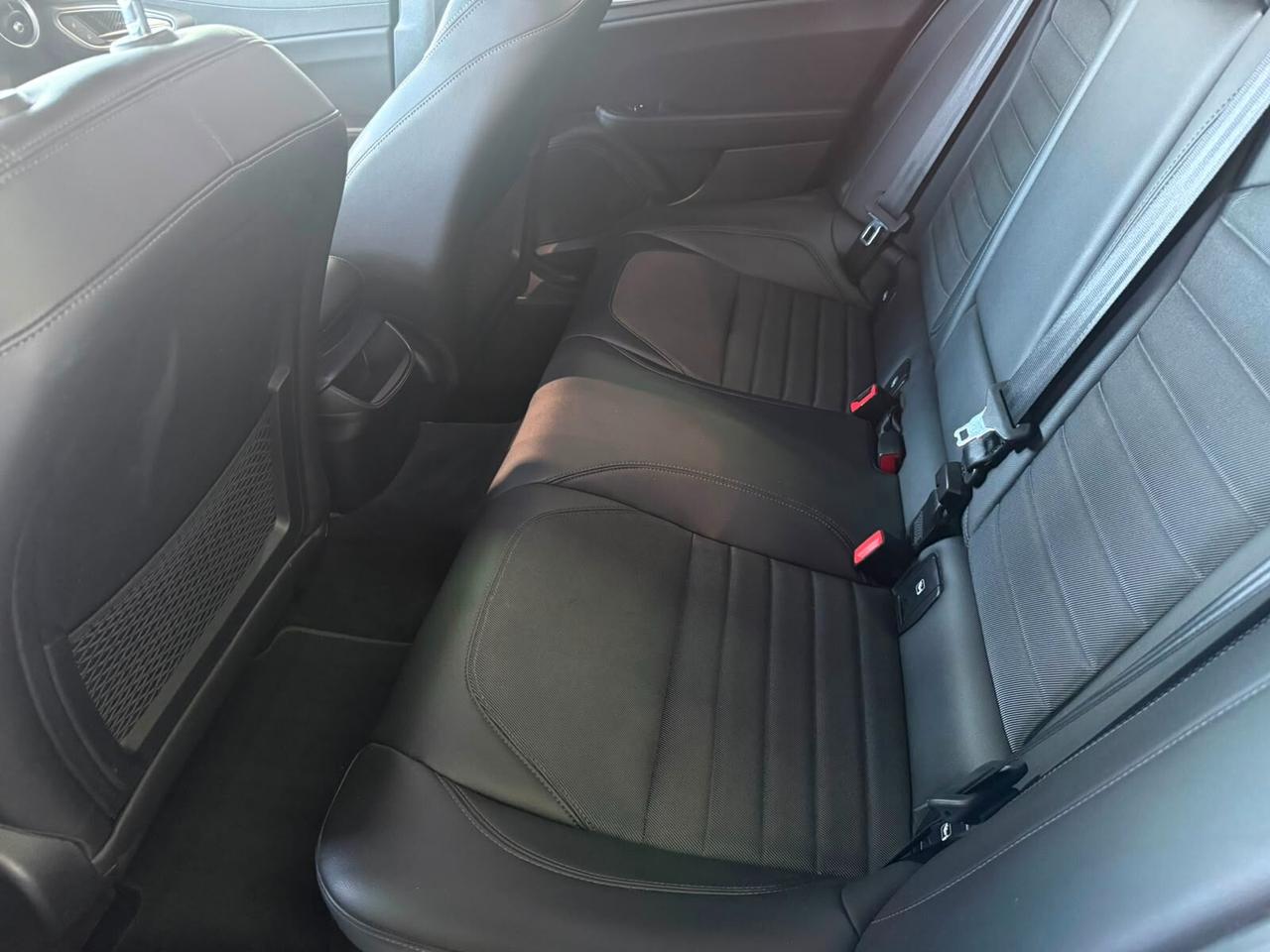 Alfa Romeo Giulia GIUALIA SUPER EDITION 2.2 180 CV