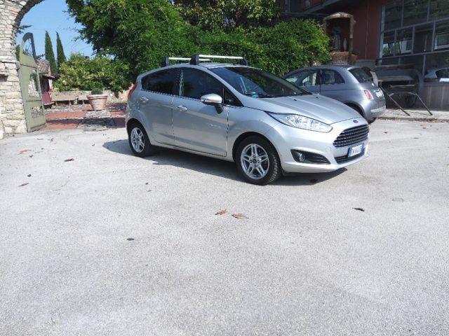 FORD Fiesta TITANIUM (A77)