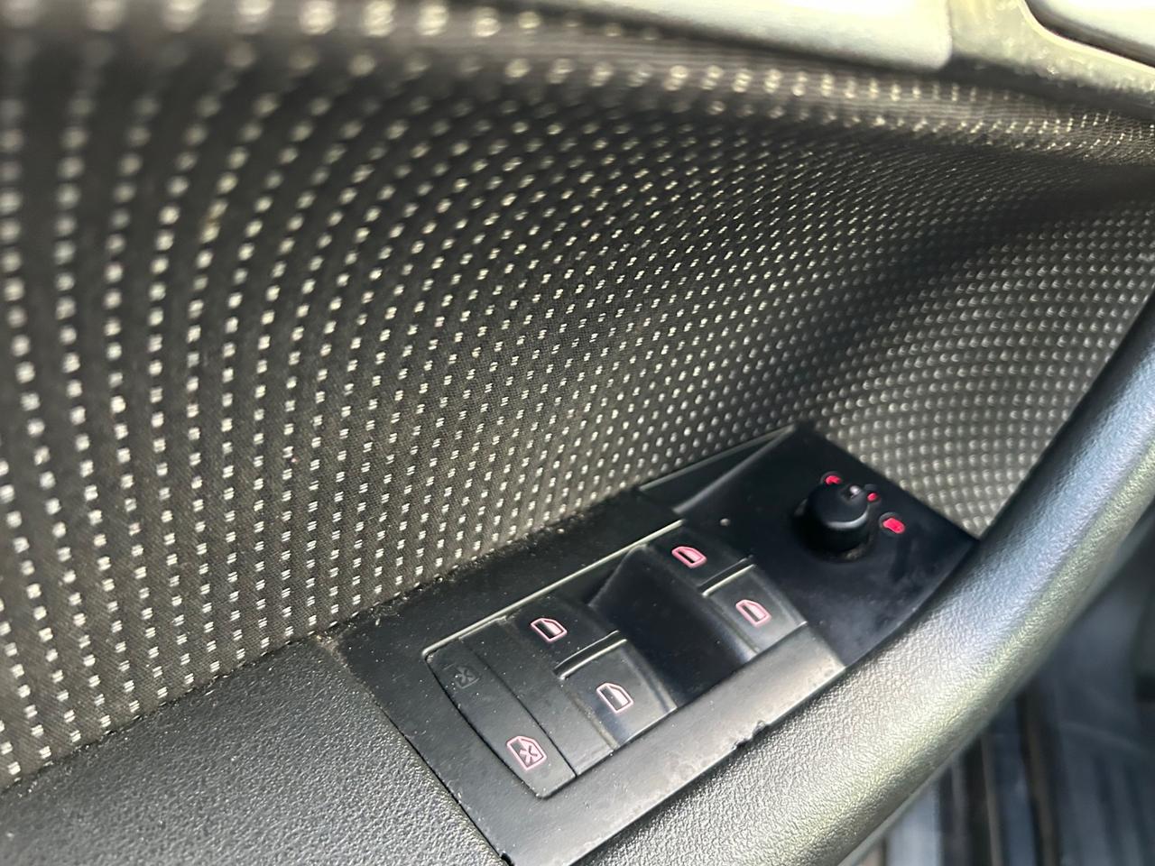 Audi A3 SPB 2.0TDI 140CV Attraction NEOPATENTATI