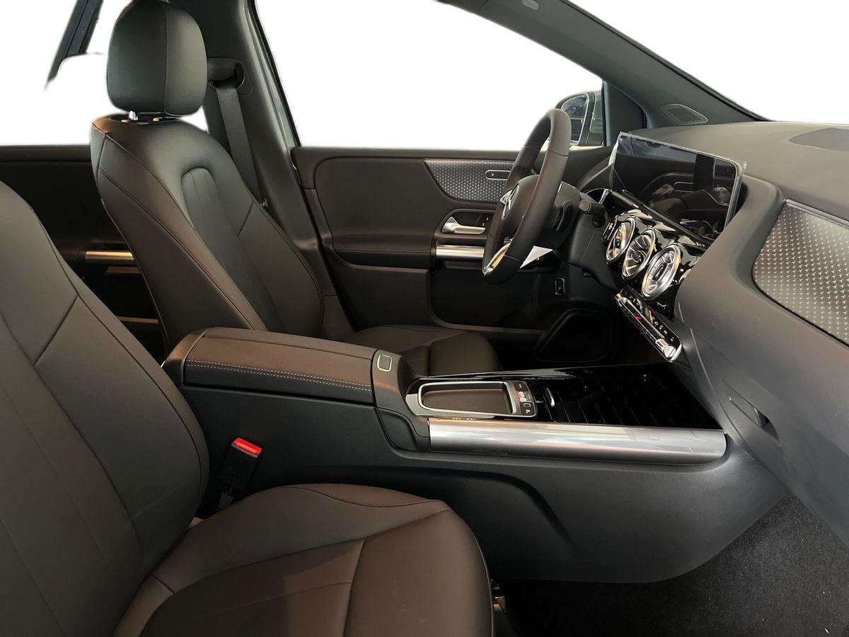 Mercedes-Benz B 180 d STREET EDITION