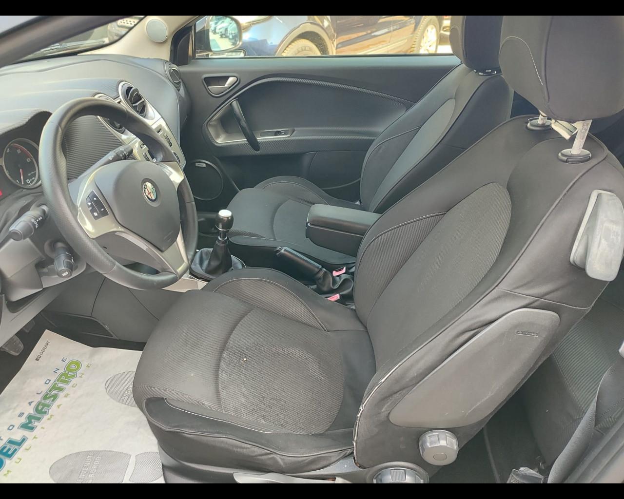 ALFA ROMEO MiTo - MiTo 1.6 JTDm 16V Distinctive