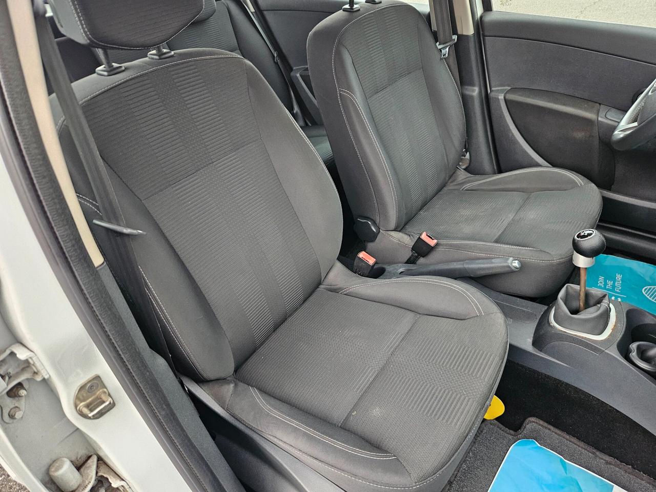 Renault Clio 1.2 16V 5 porte NEOPATENTATI E5