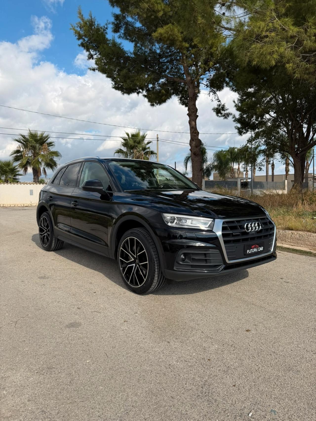 Audi Q5 35 TDI quattro S tronic Business Sport