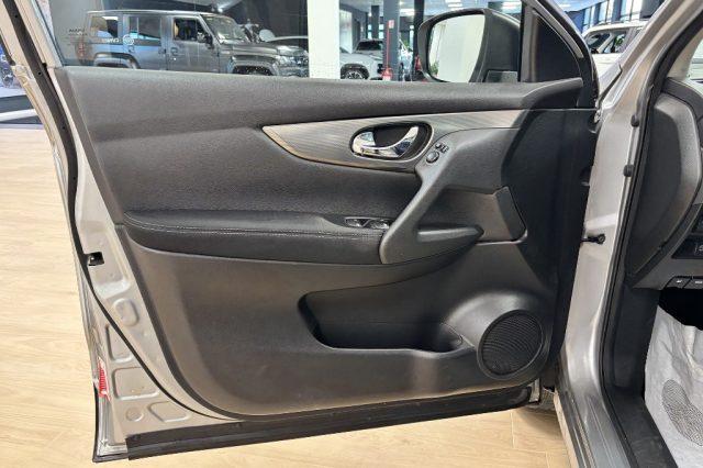 NISSAN Qashqai 1.5 dCi N-Connecta