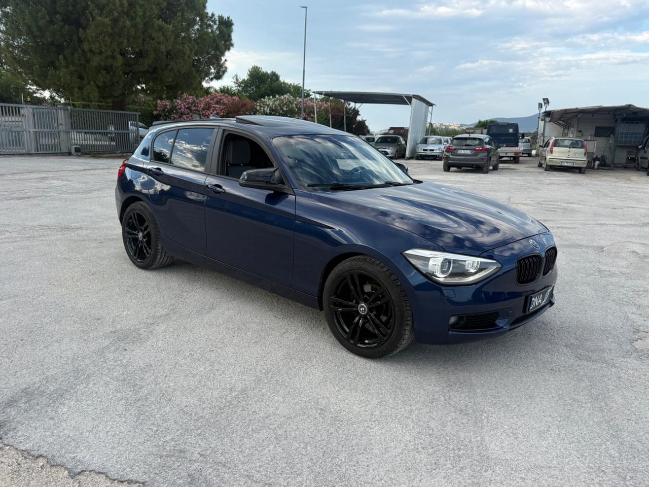 Bmw serie1 2.0 118D Tetto apribile fari Led bi-xenon