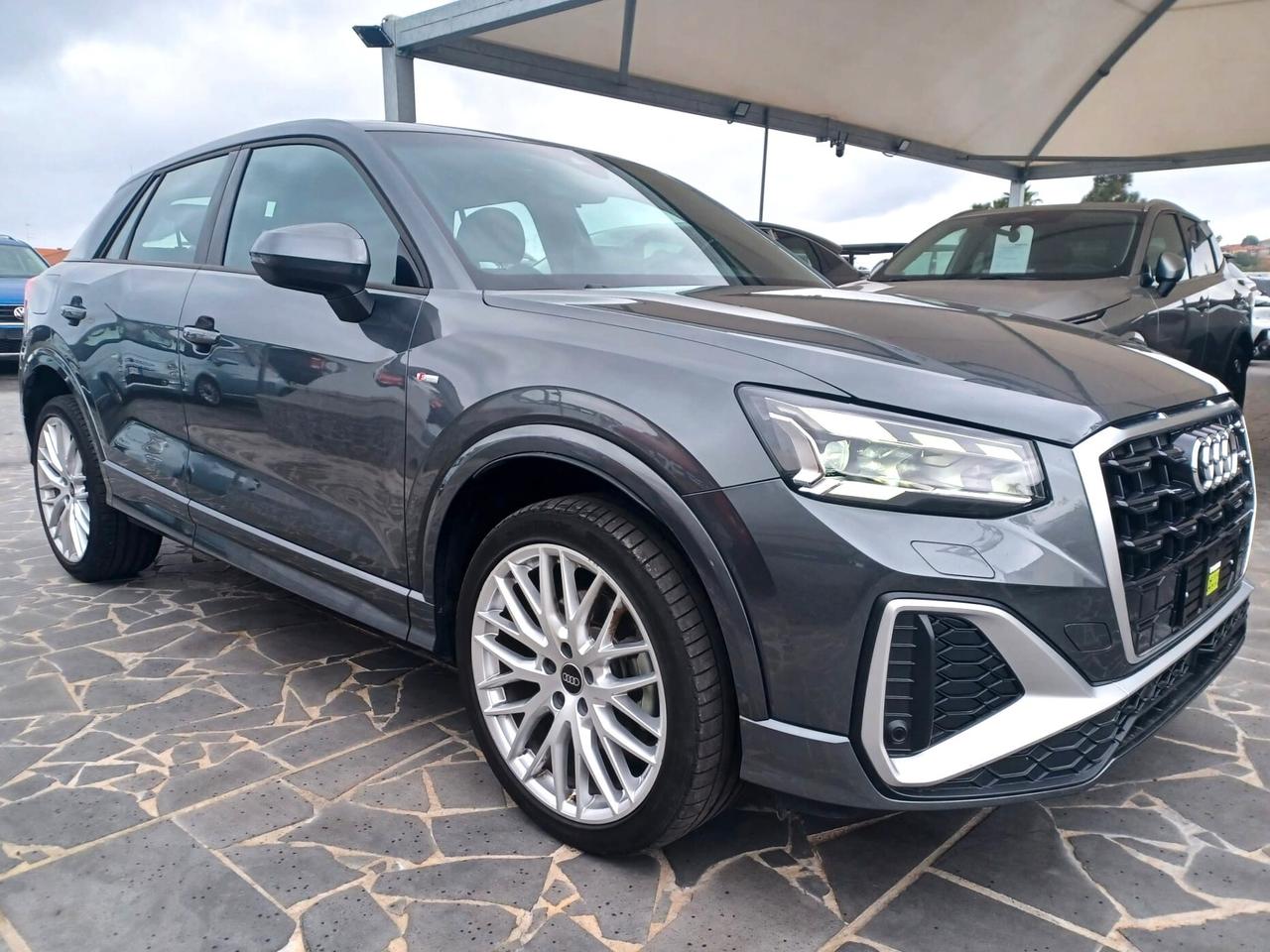 Audi Q2 35 TDI S tronic line Edition