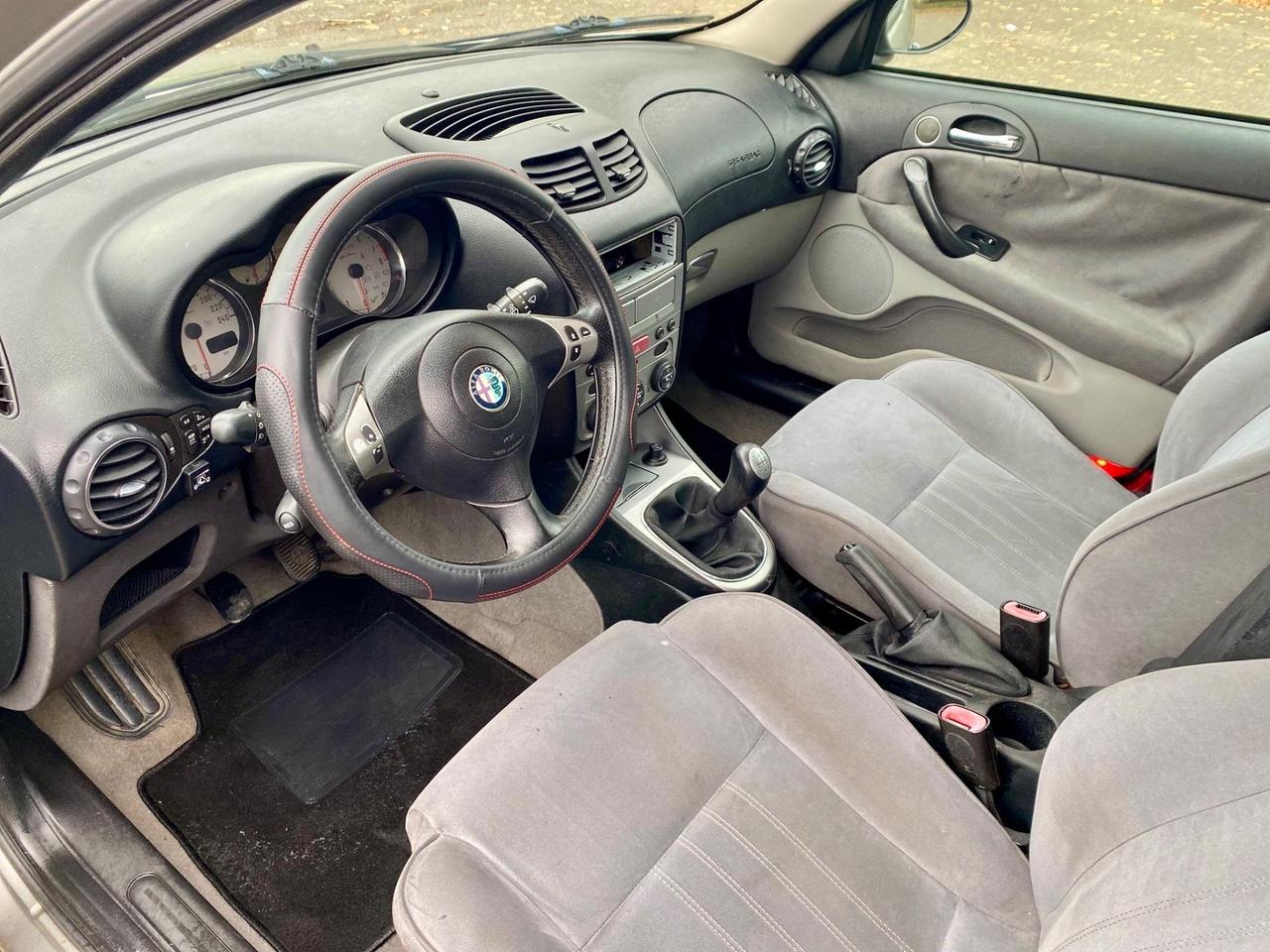 Alfa Romeo 147 1.6 16V TS 3 porte Distinctive