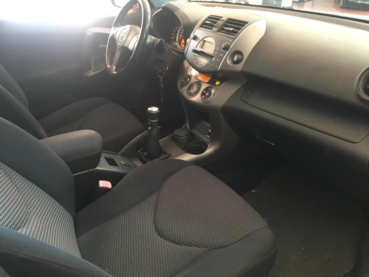 Toyota RAV 4 RAV4 2.2 D-4D 136 CV DPF