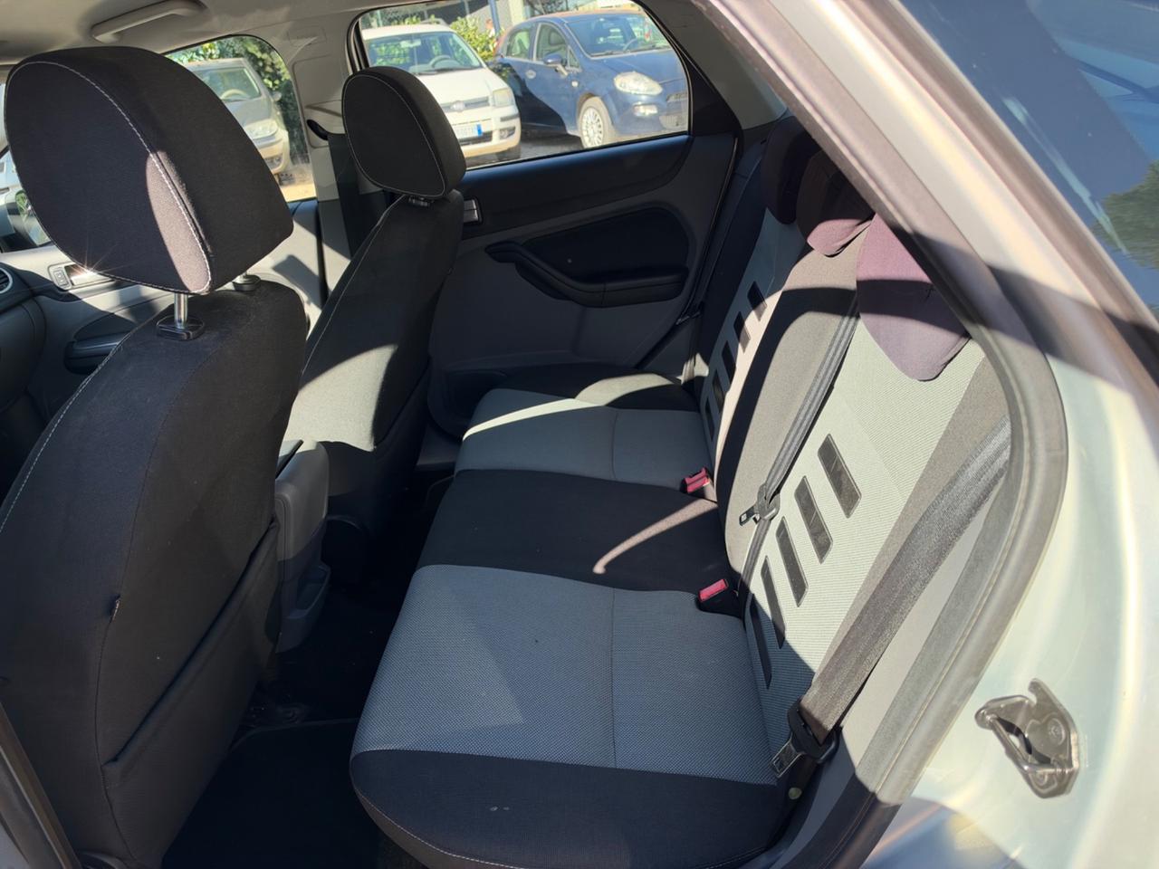 Ford Focus 1.6 (100CV) 5p. Titanium