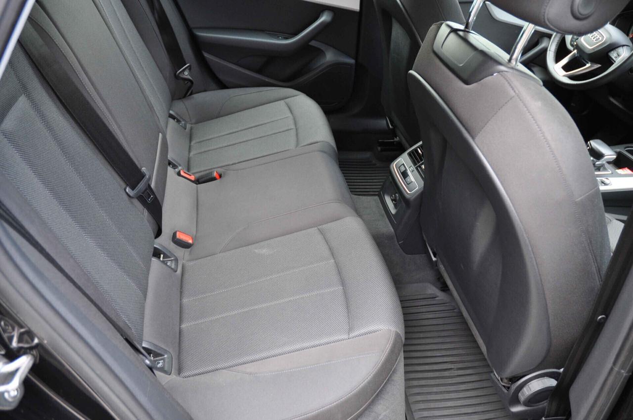 Audi A4 Avant 30 TDI/136 CV S tronic Business