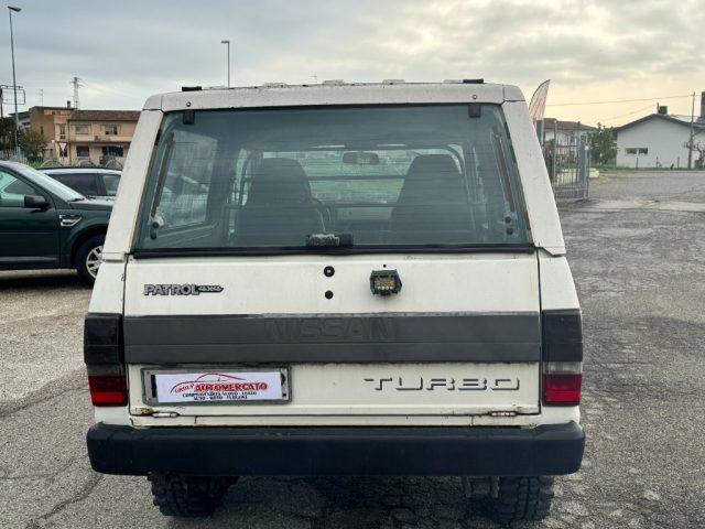 NISSAN Patrol 2.8 turbodiesel Autocarro