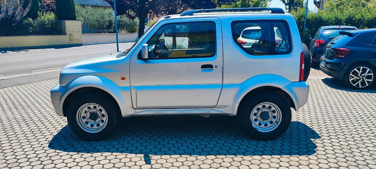 Suzuki Jimny 1.3i 16V cat 4WD Special