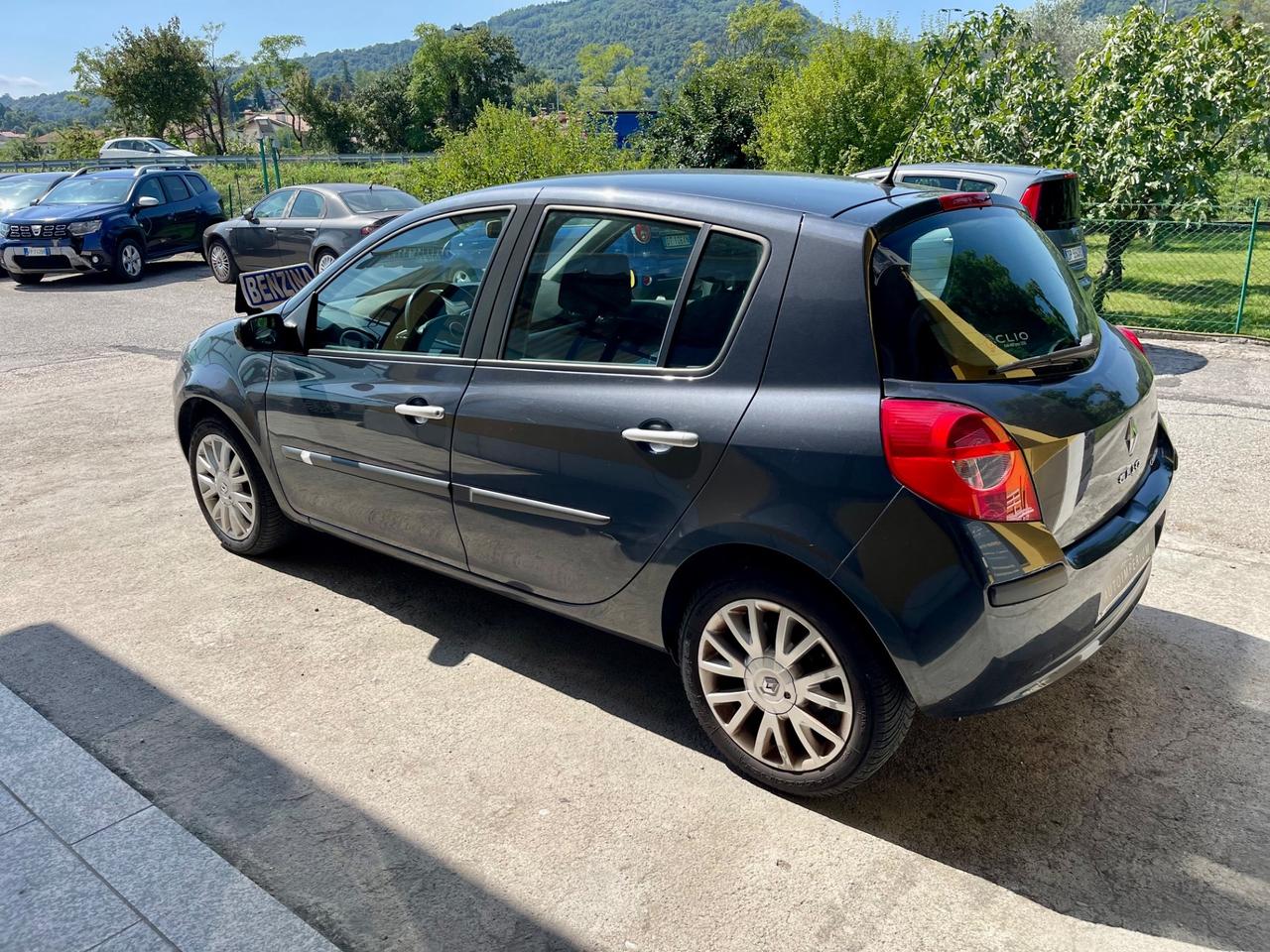 Renault Clio 1.4 72kw Luxe OK NEOPATENTATI UNIPROP