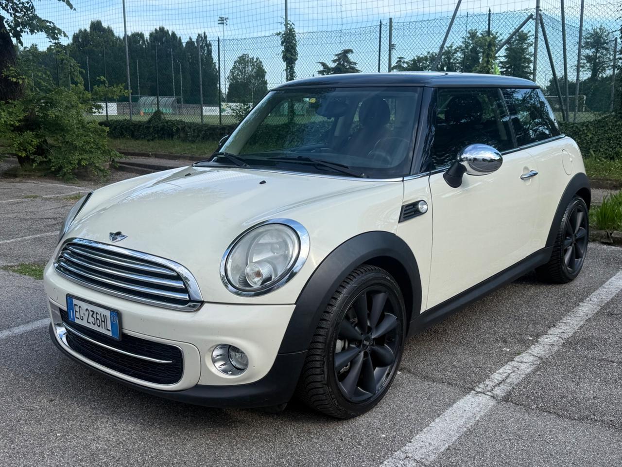 Mini 1.6 16V Cooper D unica proprietaria ok neopatentati