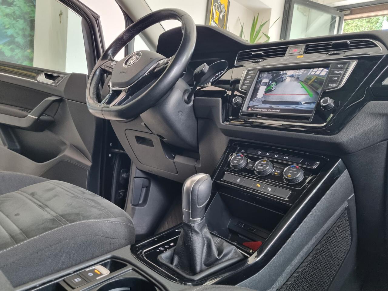 Volkswagen Touran 1.6 TDI 115 CV DSG 7 POSTI, FULL LED, TETTINO, KEYLESS
