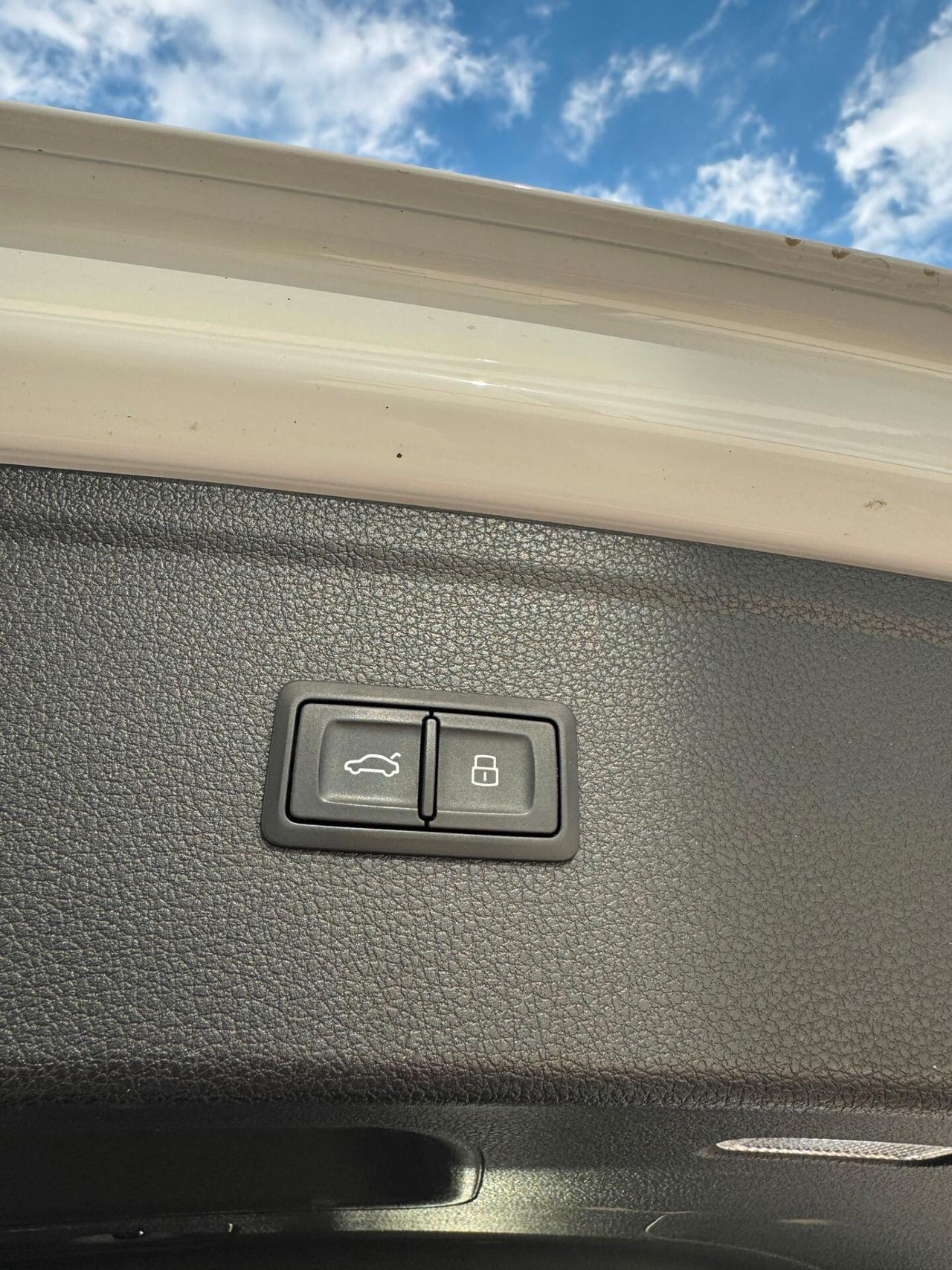 Audi Q5 2.0 TDI quattro S tronic line plus