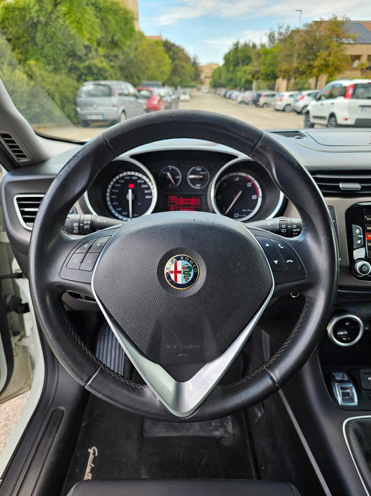 Alfa Romeo Giulietta 1.6 JTDm-2 120 CV Exclusive