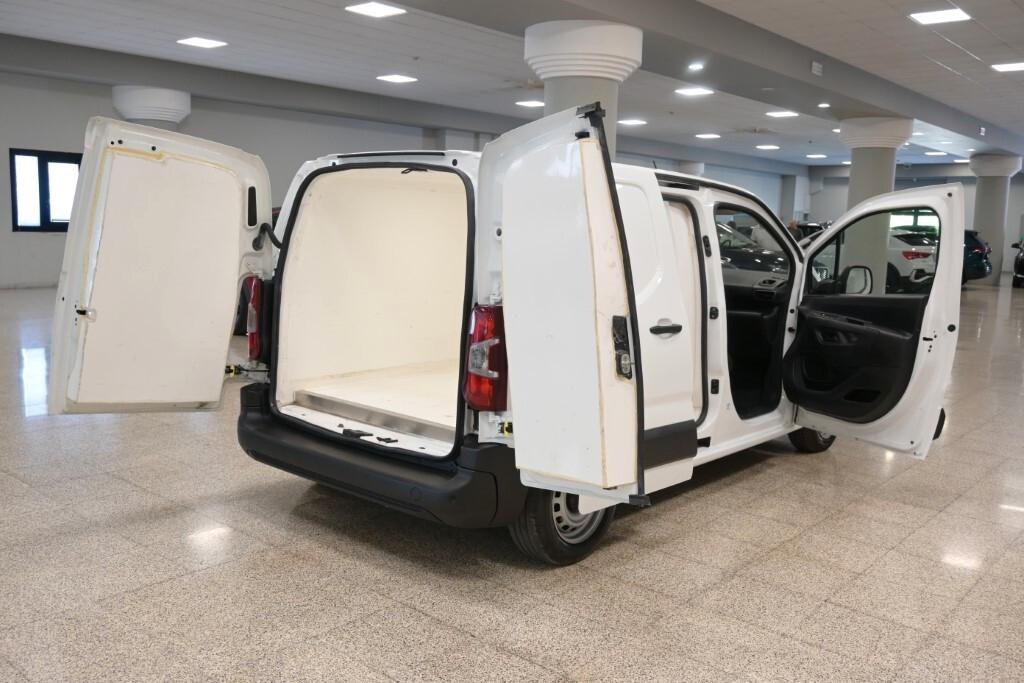 CITROEN BERLINGO VAN BLUEHDI 75CV CLUB 3 POSTI ( ISOTERMICO - SENSORI POST. - CRUISE )