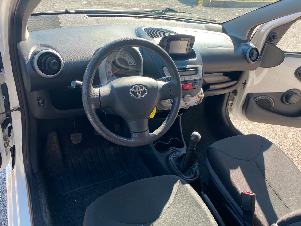 Toyota Aygo 1.0 12V VVT-i 3 porte Active Connect