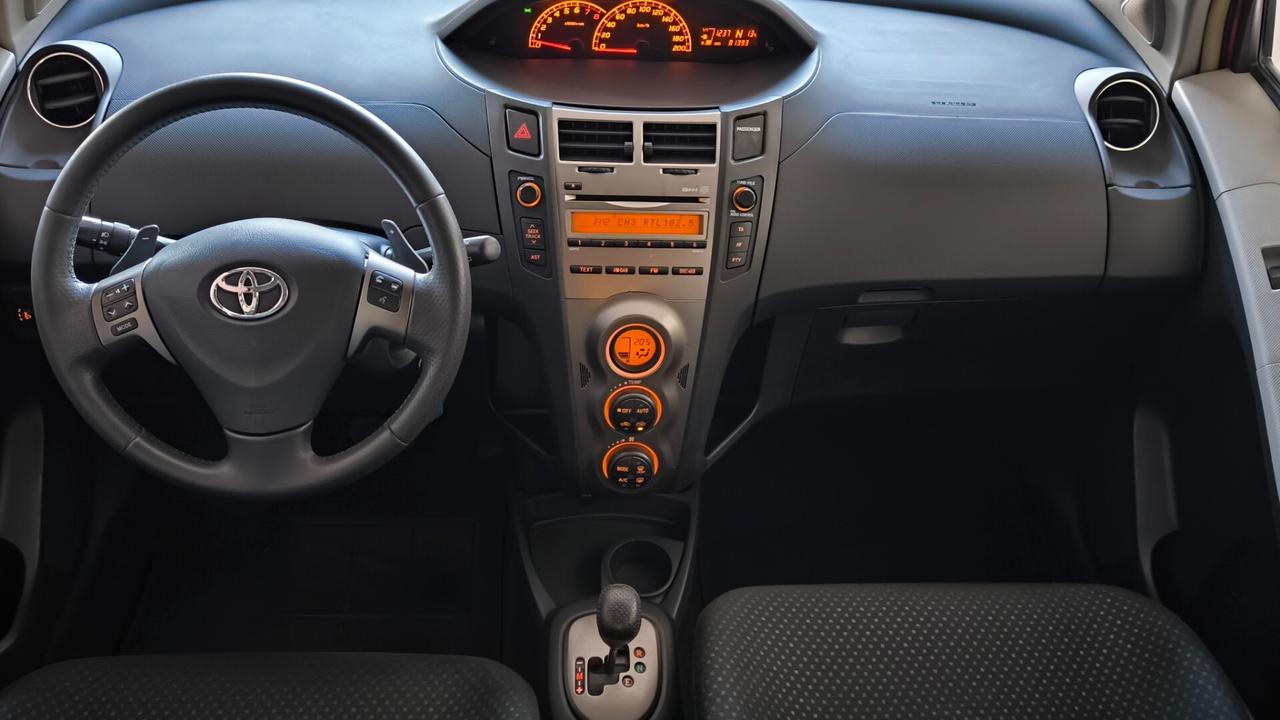 Toyota Yaris 1.3 5 porte M-MT Sol