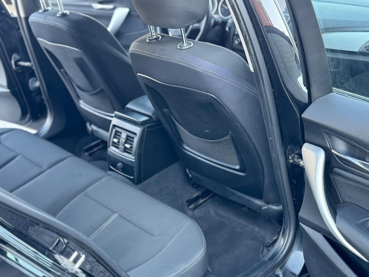 Bmw 118d 5p. Sport Automatico