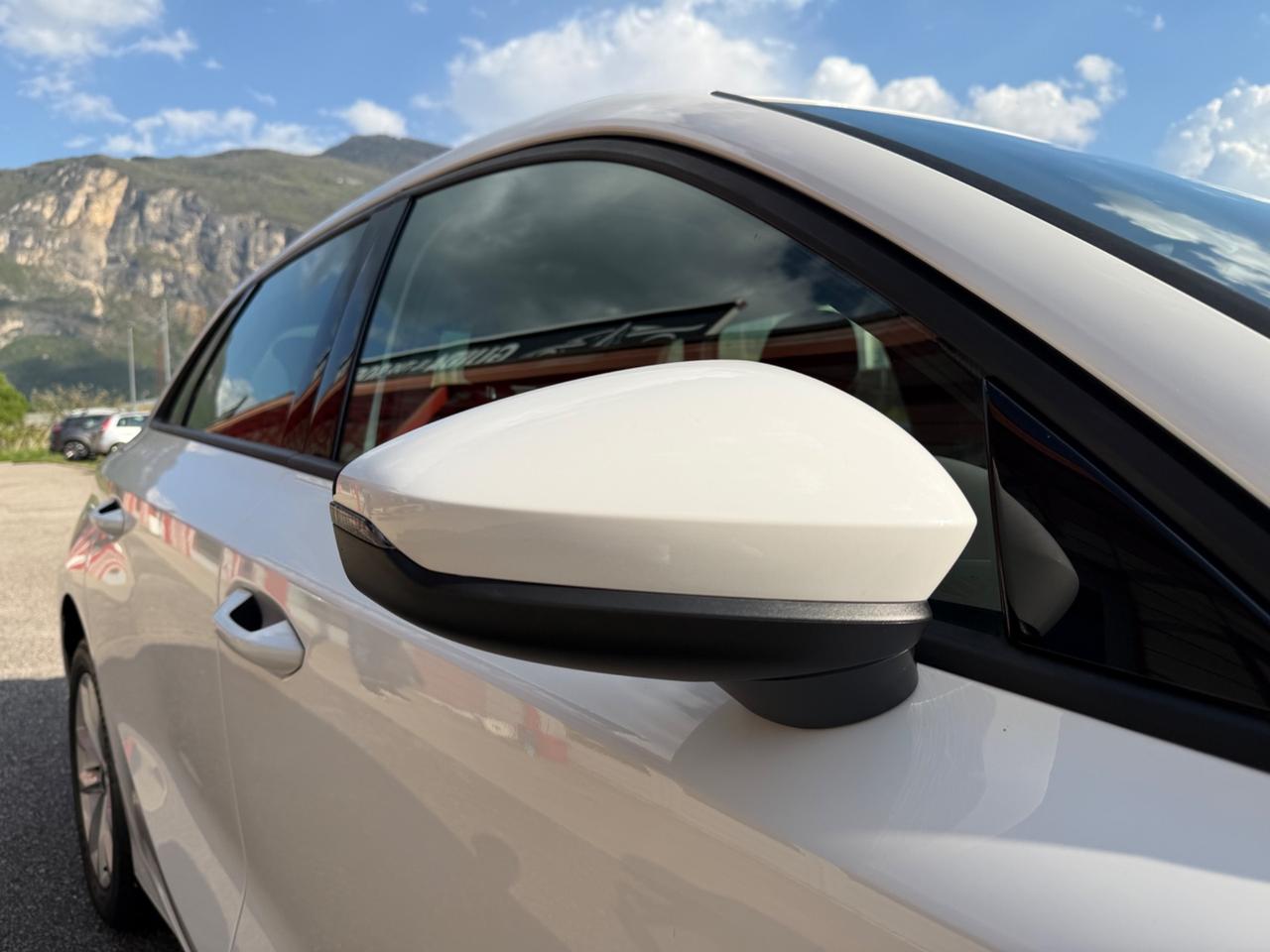 Audi A3 SPB 30 TDI S line edition