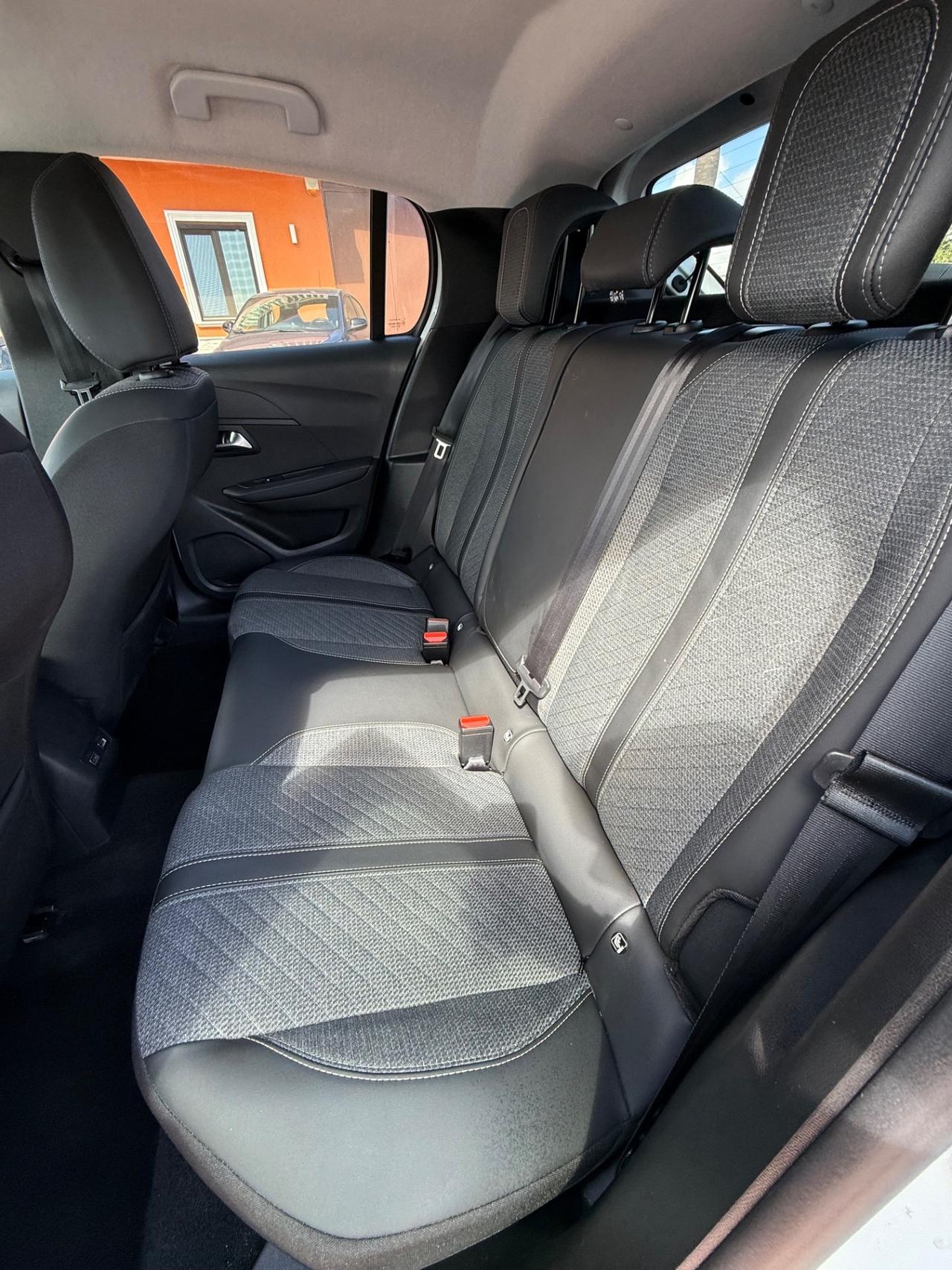 Peugeot 208 PureTech 100 Stop&Start 5 porte Allure