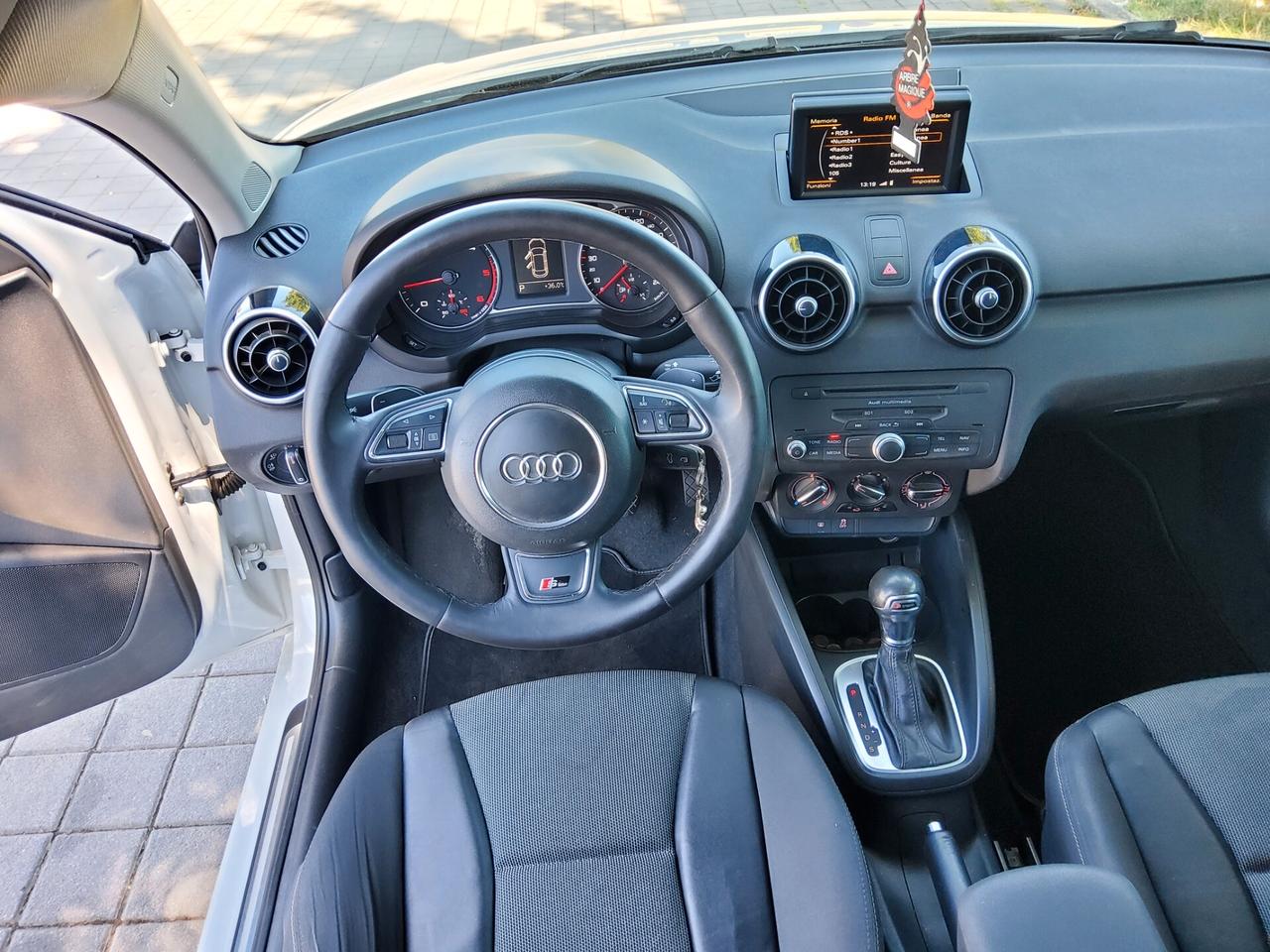 Audi A1 1.6 TDI S tronic line edition