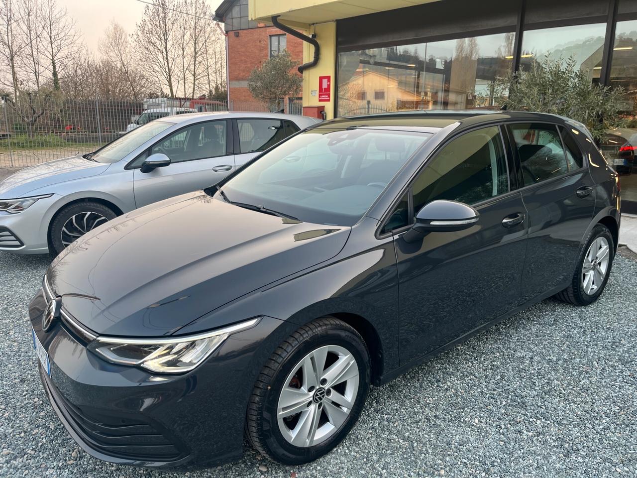 Volkswagen Golf 1.0 TSI EVO 08/2022**km 85325**