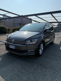 Volkswagen Touran 2.0 TDI 150 CV SCR DSG Executive BlueMotion Tech.