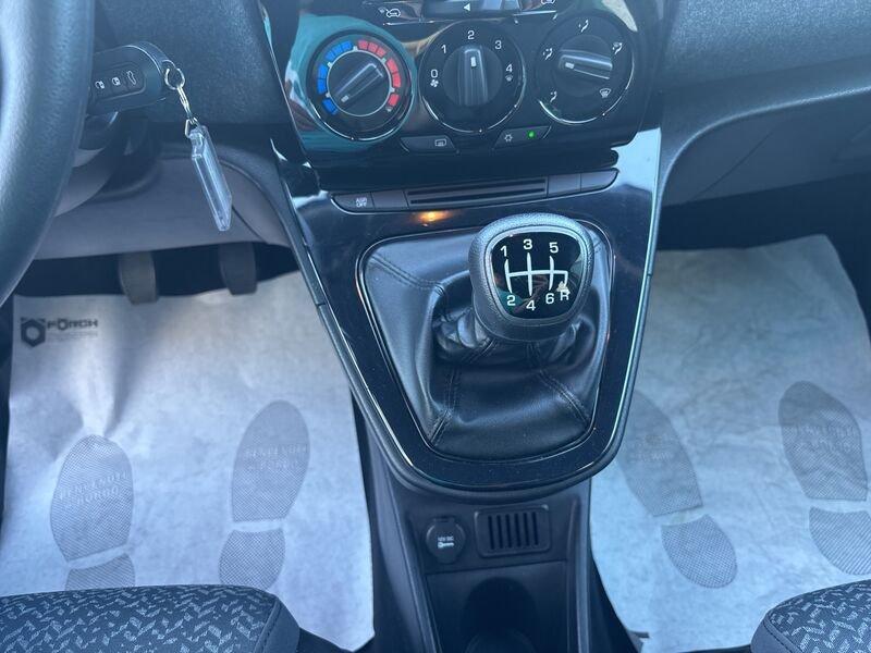 Lancia Ypsilon Ypsilon 1.0 5 porte S&S Hybrid