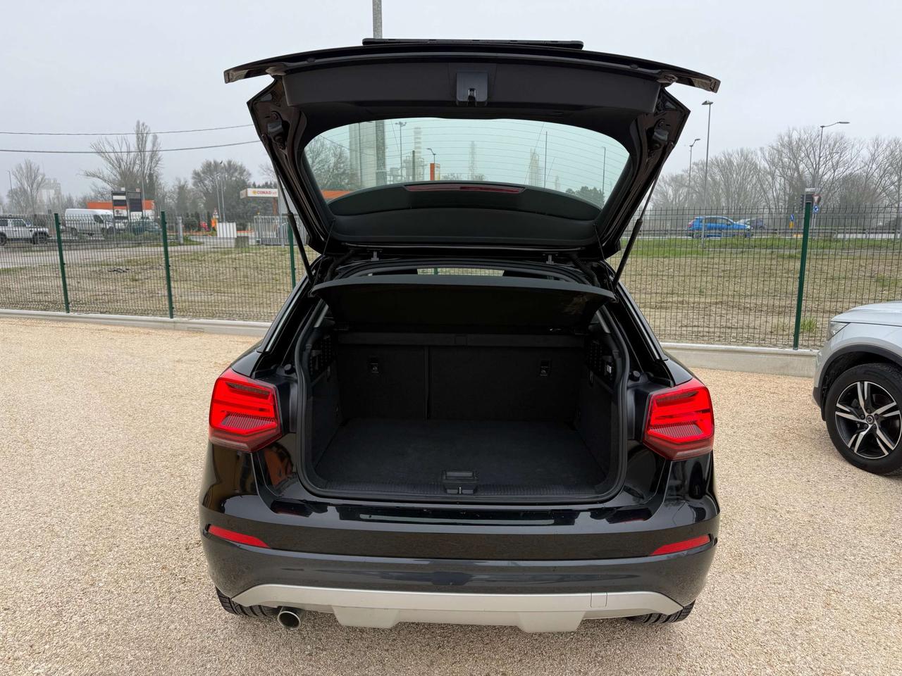 Audi Q2 Q2 30 1.6tdi Identity Black s-tronic my20