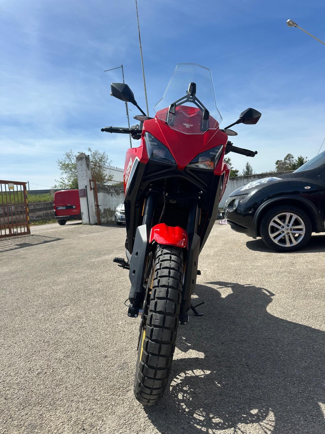 MOTO MORINI XCAPE 649
