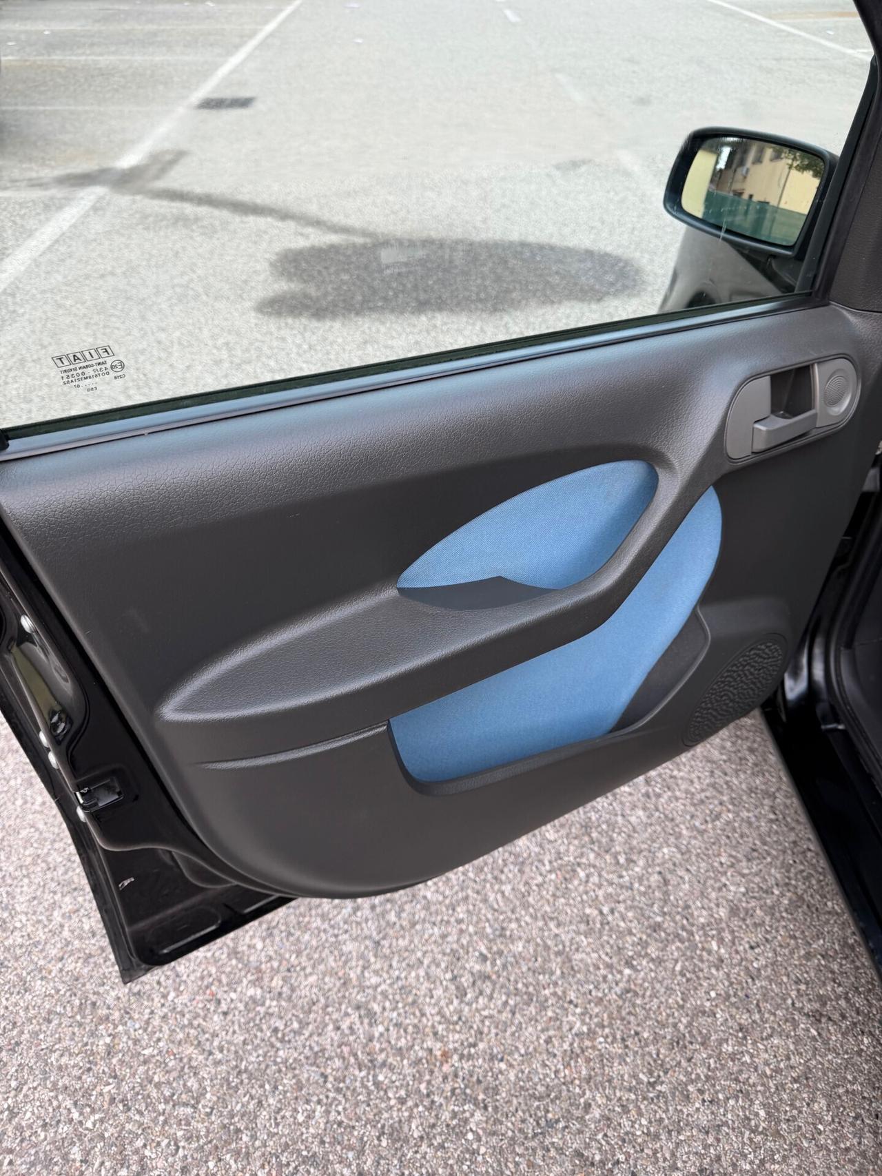 Fiat Panda 1.3 MJT - NEOPATENTATI - 12 MESI DI GARANZIA -