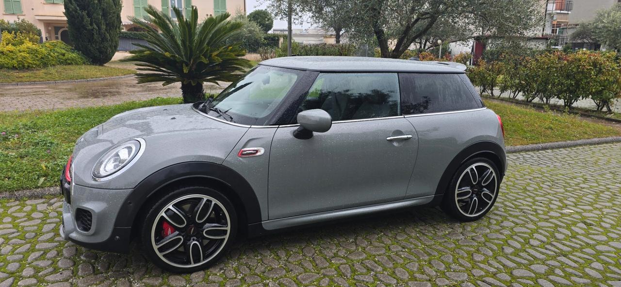Mini John Cooper Works Jcw anno 2020 cambio automatico