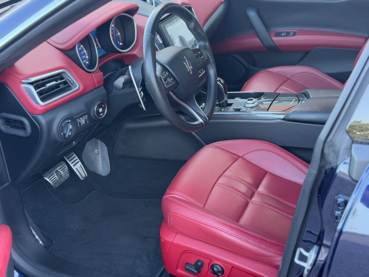 Maserati Ghibli V6 Nerissimo 250cv auto NO SUPERBOLLO!