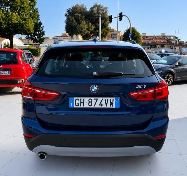 BMW X1 S Drive 16d Business Sport Navi Park Assist