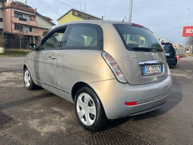 LANCIA Ypsilon 1.4 16V Oro Bianco