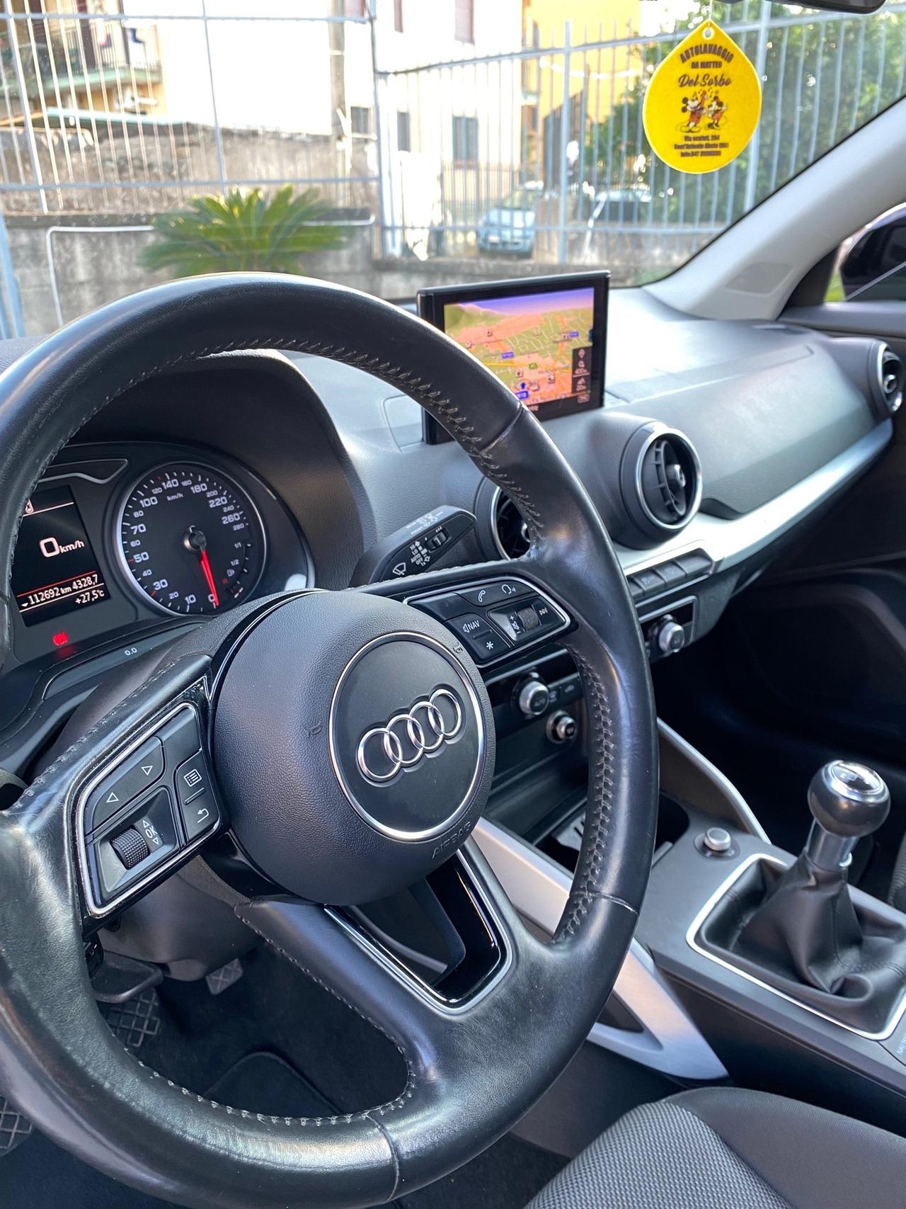 Audi Q2 30 TFSI S line SPORT