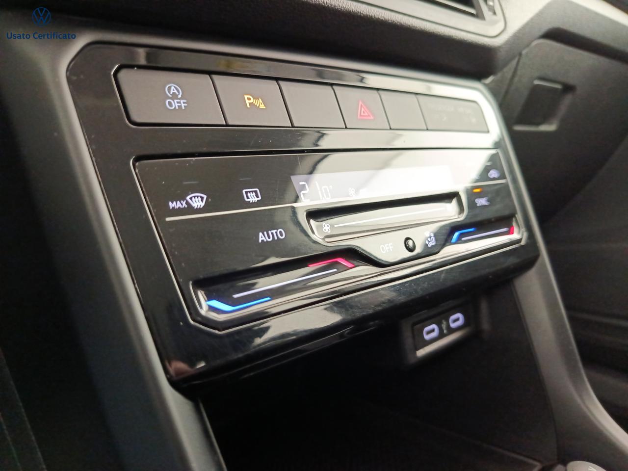 VOLKSWAGEN T-Cross - T-Cross 1.0 TSI Sport