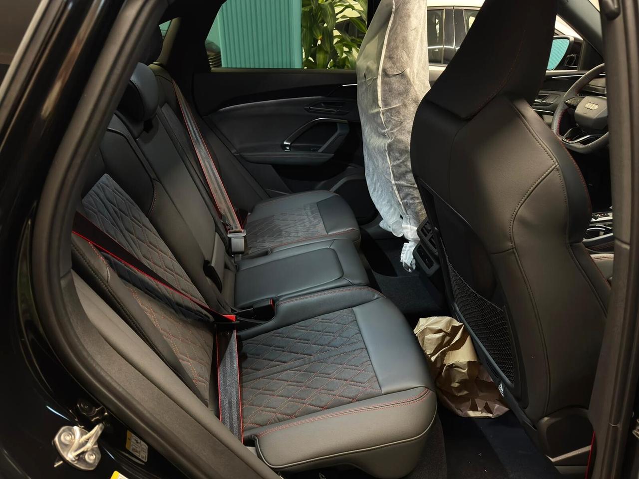 Audi Q5 SPB 40 TDI quattro S tronic line plus/ IDENTITY BLACK