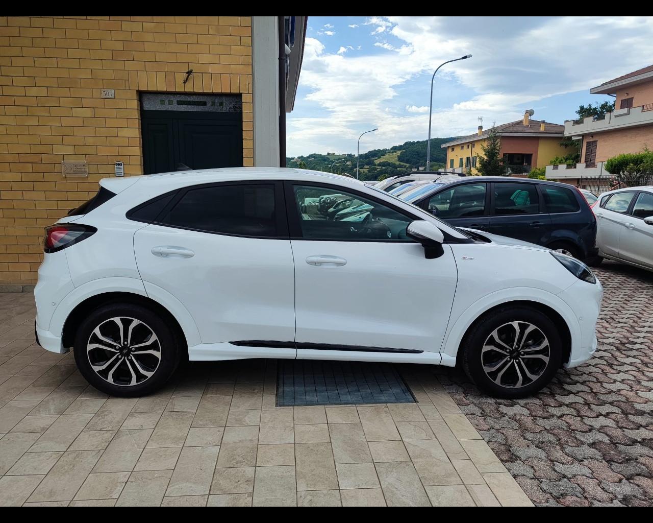 FORD Puma 1.0 EcoBoost Hybrid 125 CV S&S ST-Line