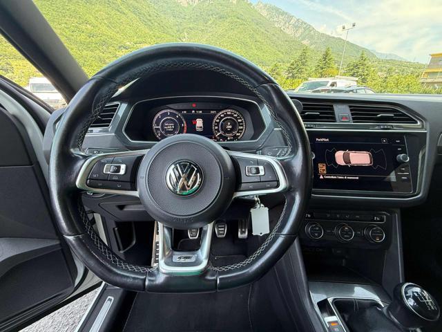 VOLKSWAGEN Tiguan 2.0 TDI 4MOTION R-LINE