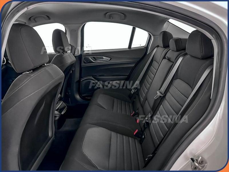 Alfa Romeo Giulia Giulia 2.2 t Giulia 150cv auto